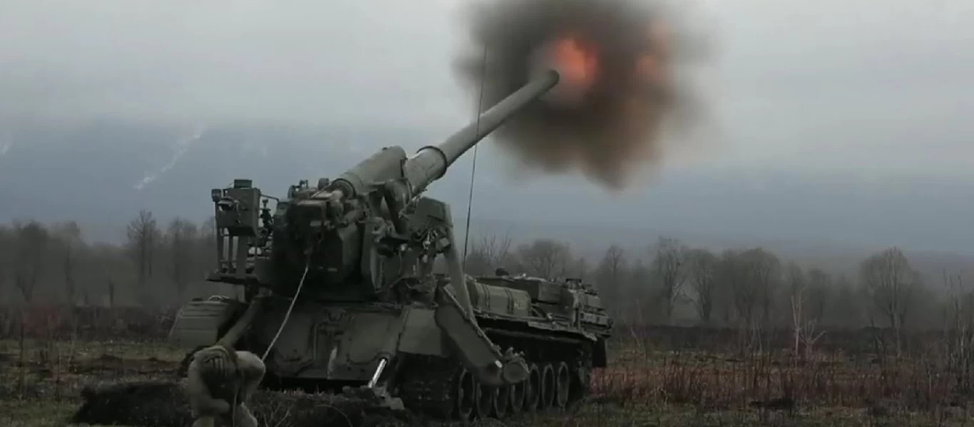 Τα θηριώδη ρωσικά πυροβόλα και όλμοι 2S7 Pion, 2S5 Giatsint-S & 2S4 Tyulpan εν δράσει (βίντεο)